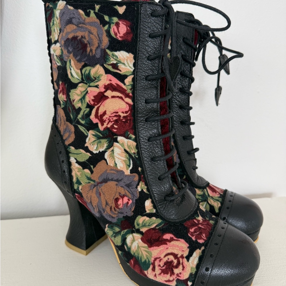 Irregular Choice Victorian style floral rose tapestry lace up bootie heels - Picture 3 of 13